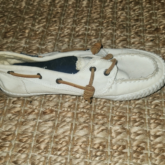 Sperry Women's White and Tan Sneakers - Picture 5 of 10